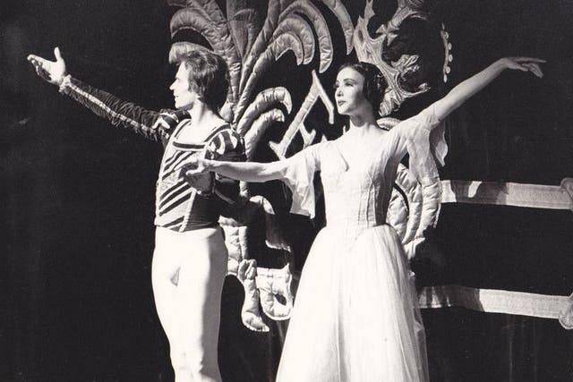 Rudolf Nureyev starring in Giselle with Sylvie Guillem in Covent Garden 1988