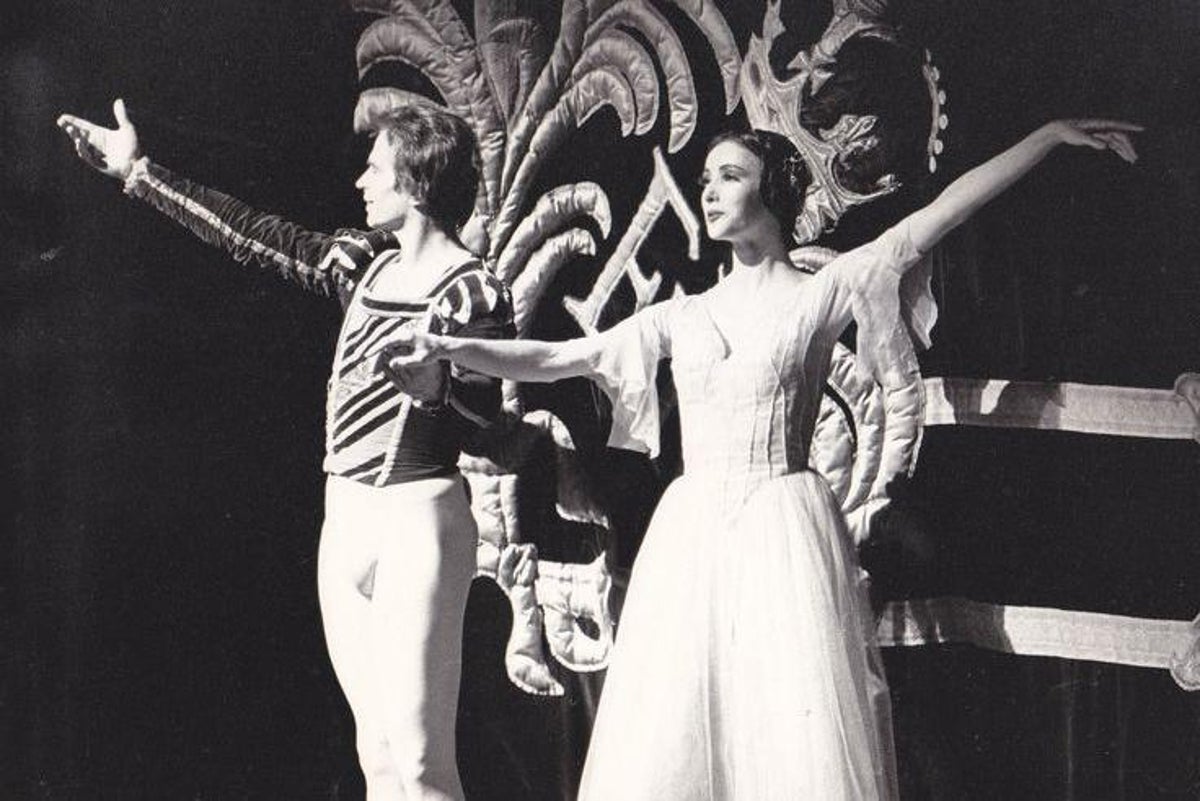 Why Superstar Ballet Dancer Rudolf Nureyev Was As Big As Mick Jagger The Independent The Independent