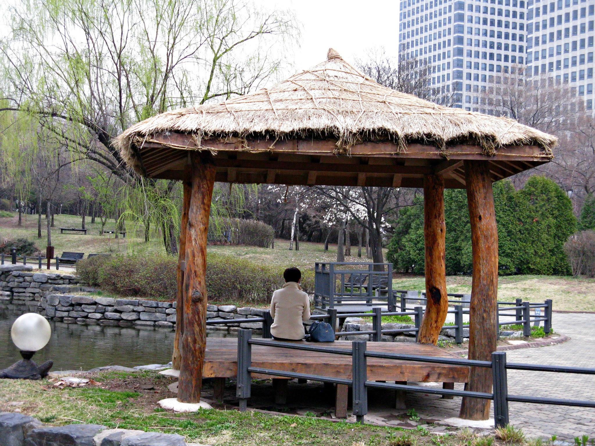 Yeouido Park is a popular venue for jogging