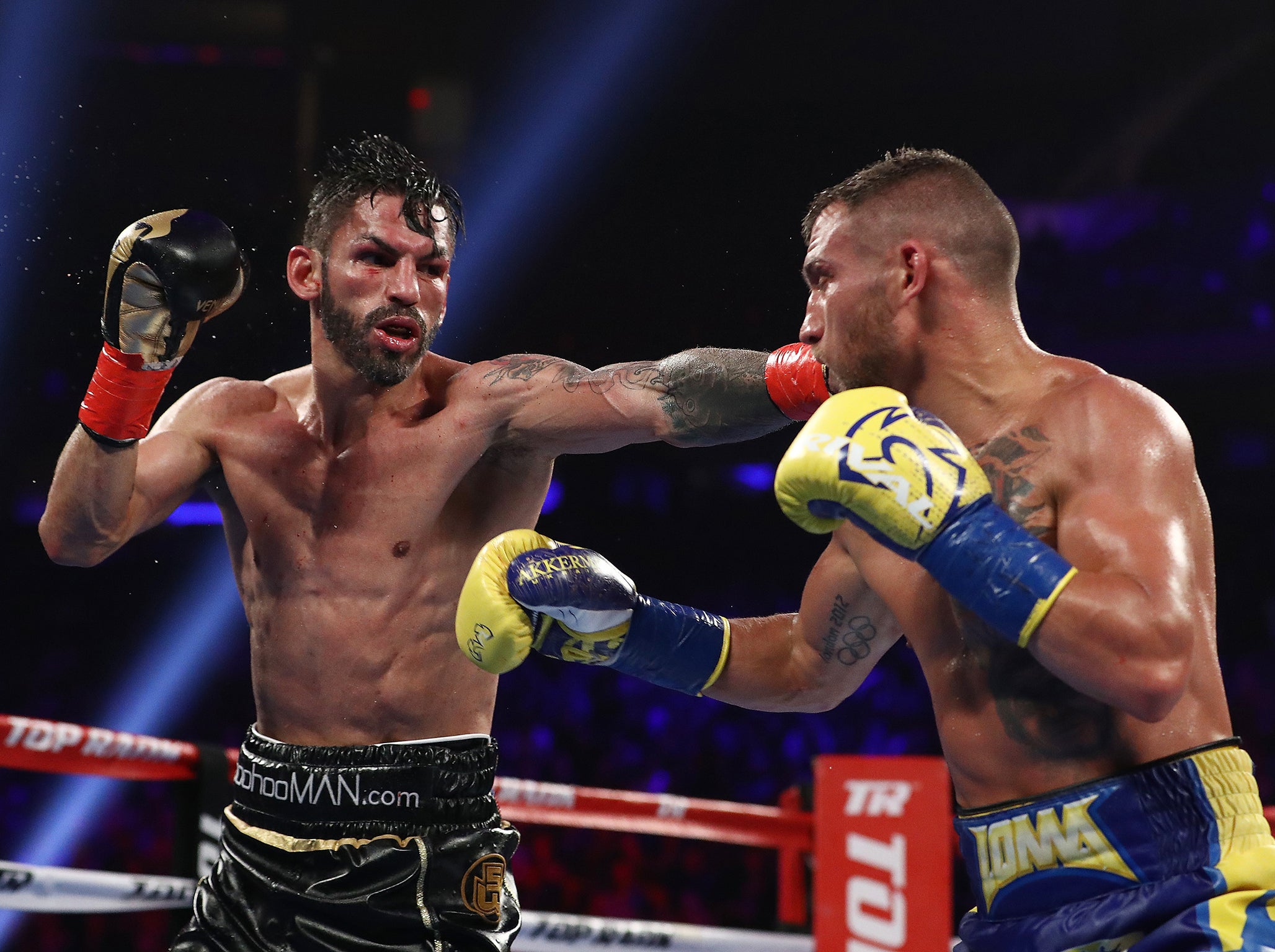 Linares dropped Lomachenko in the sixth (Getty )
