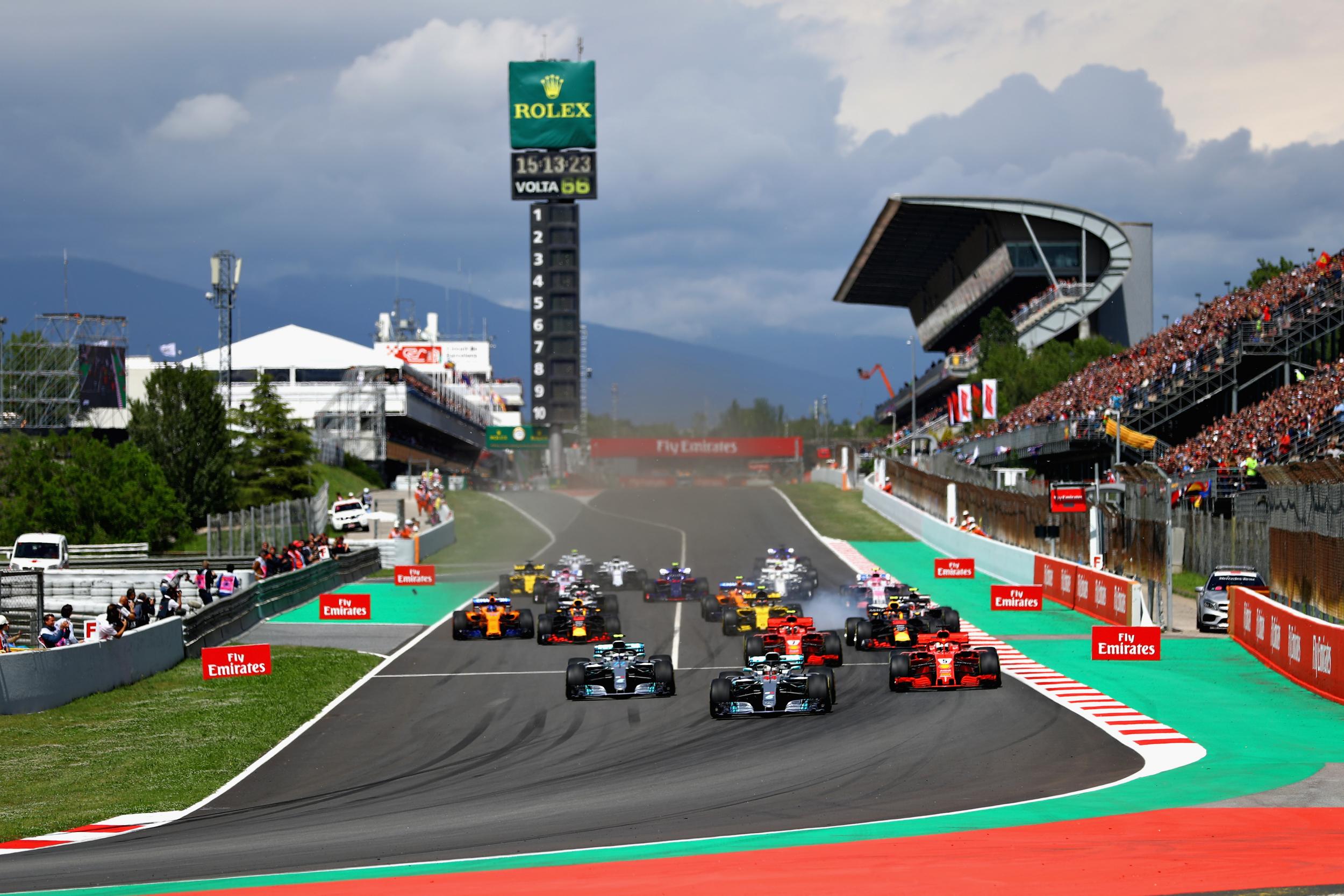Sport live f1. Grand prix f1. Formula 1 Grand prix. Гран-при Испании формулы-1. Старт гонки ф1.