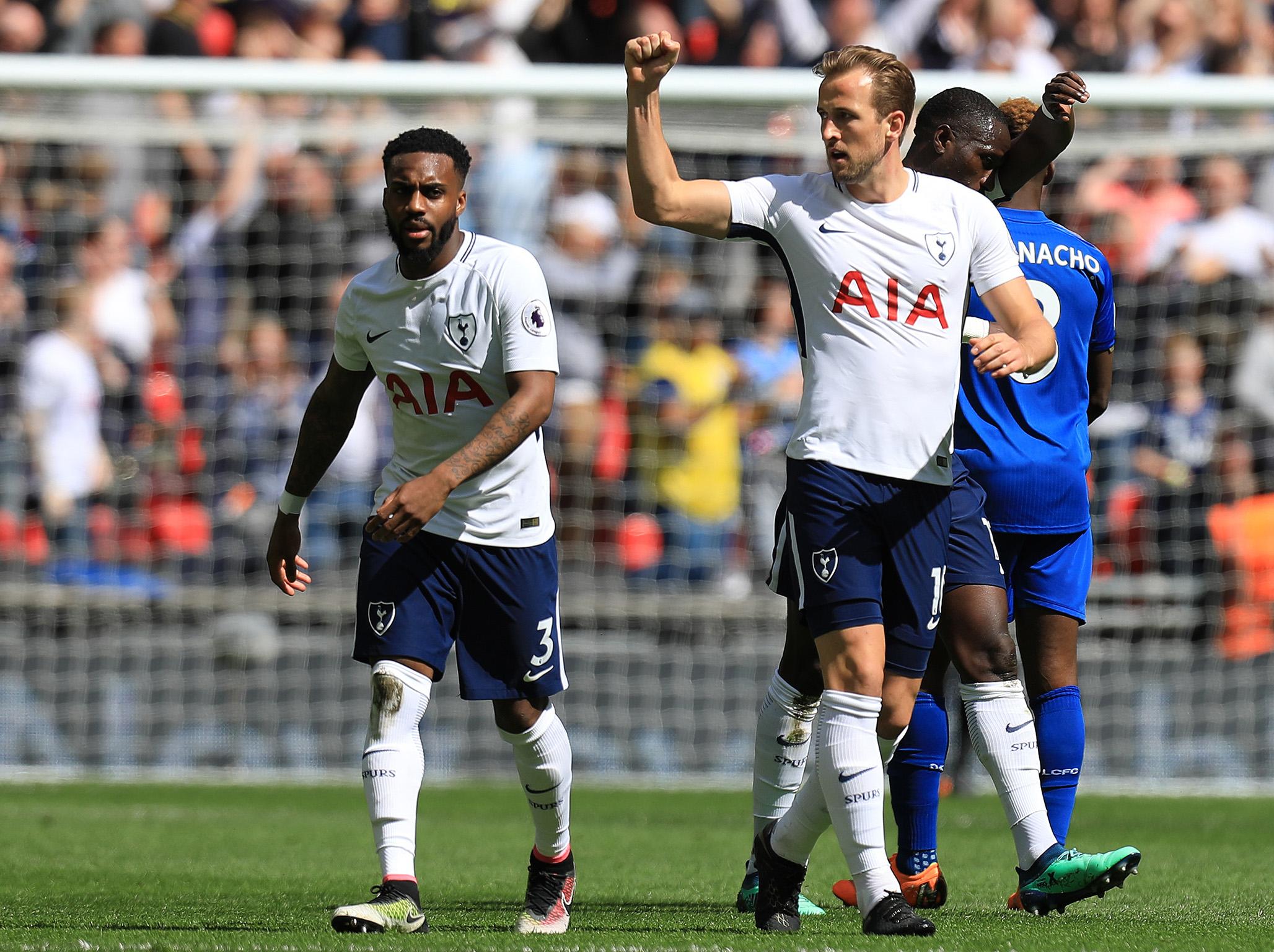 Tottenham: Hugo Lloris honoured as Harry Kane presents special