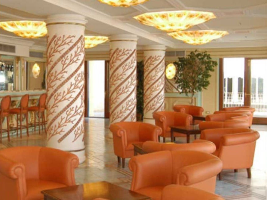 The bar of the Alimuri hotel in Sorrento, pictured on the hotel's website, where a barman allegedly served the drug-spiked drinks