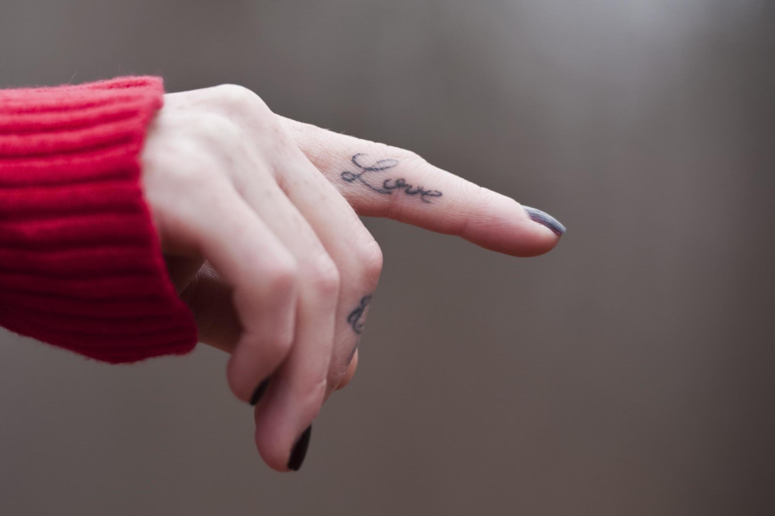 Wedding Ring Tattoos: Best Modern, Celtic, Religious Finger Tattoos -  HubPages