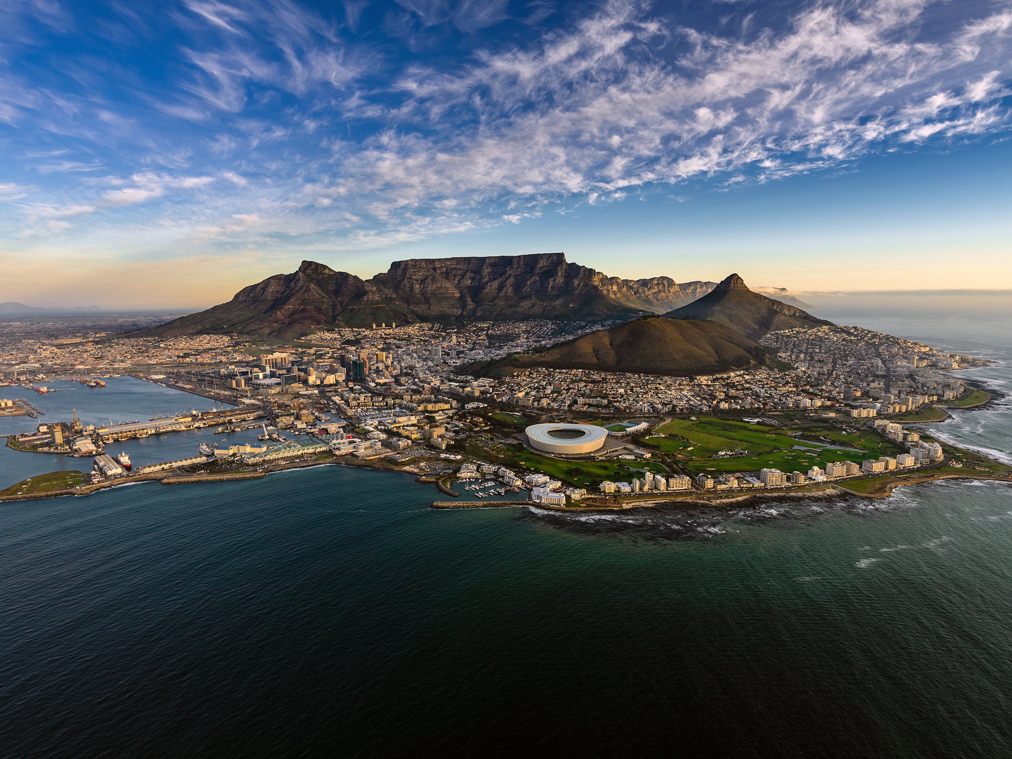 Tafelberg Road offers great views of Cape Town (Getty)