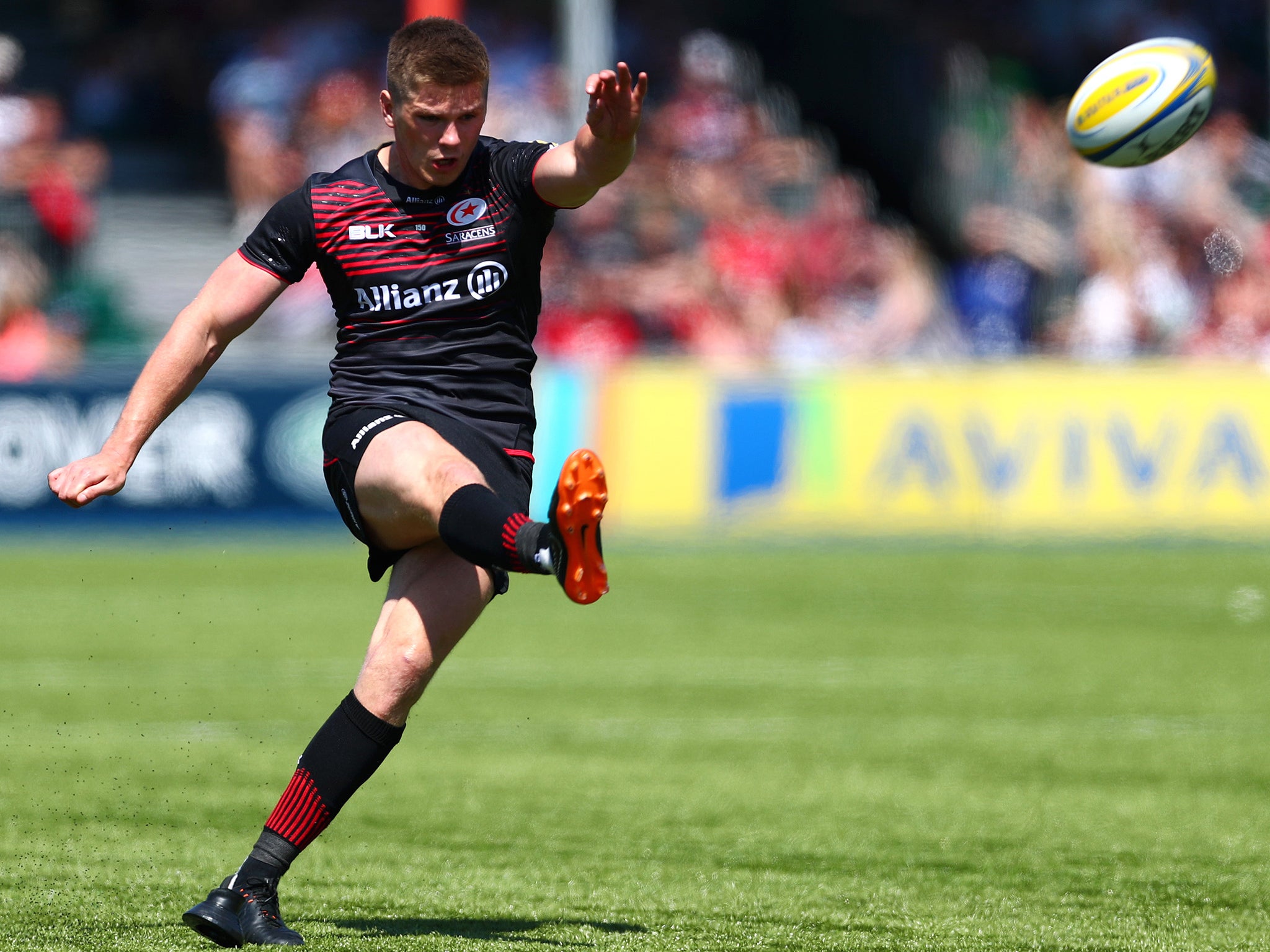Simmonds goes up against the experience and class of Owen Farrell
