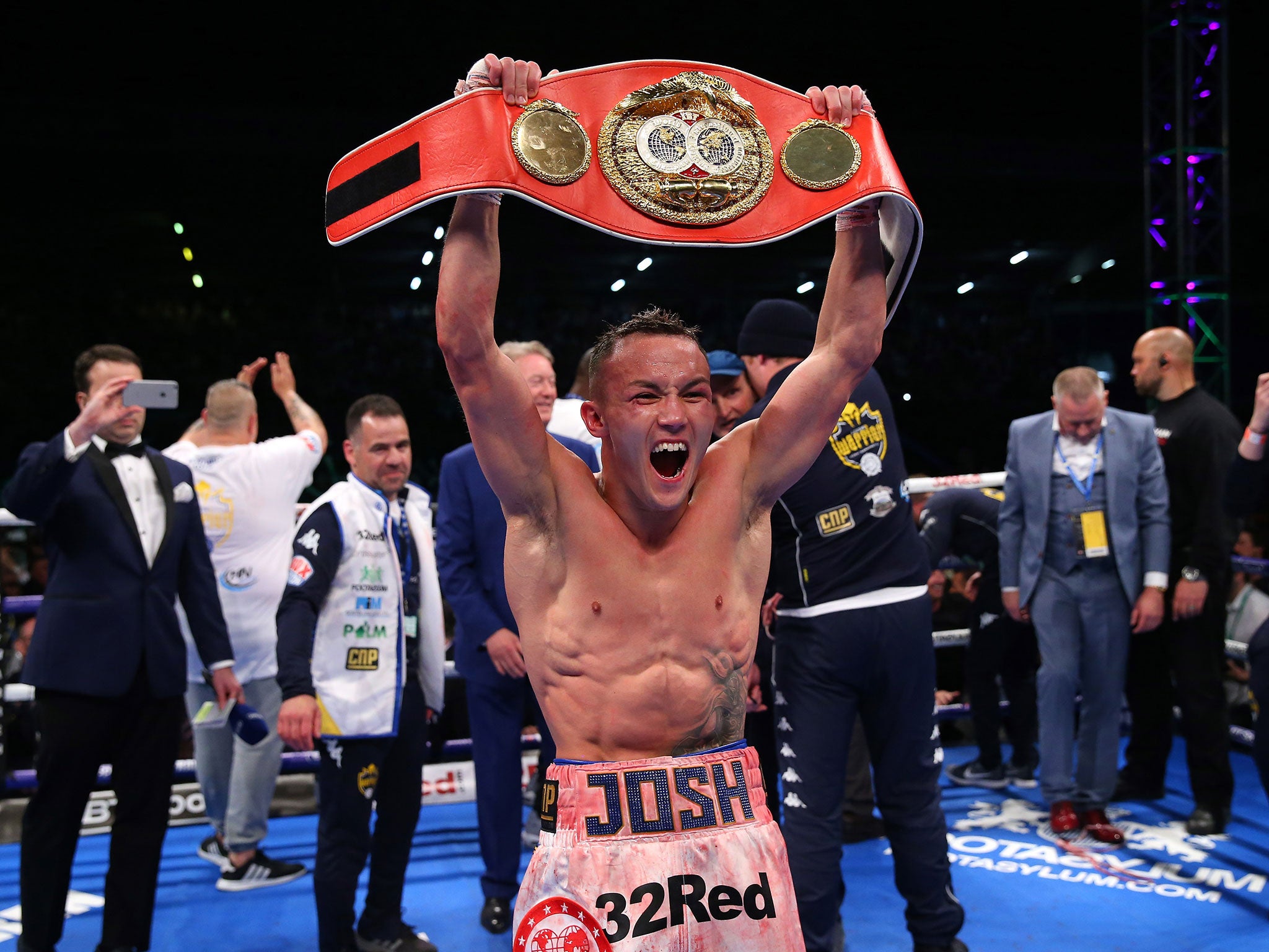 Warrington brought Selby's three-year reign as world champion to an end