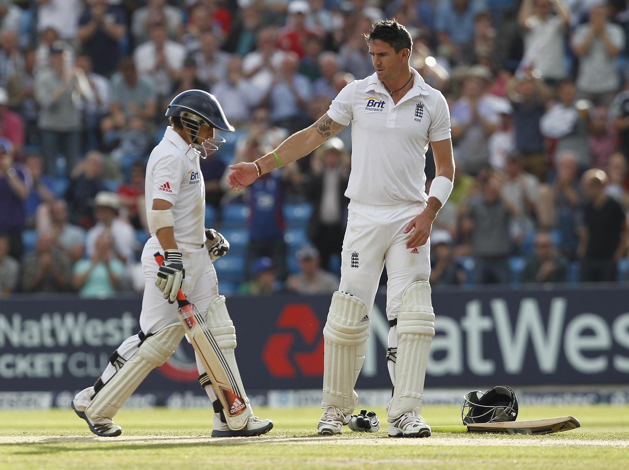 James Taylor and Kevin Pietersen during the Test match against South Africa