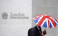 FTSE 100 reaches record high as pound sterling drops to 2018 low 