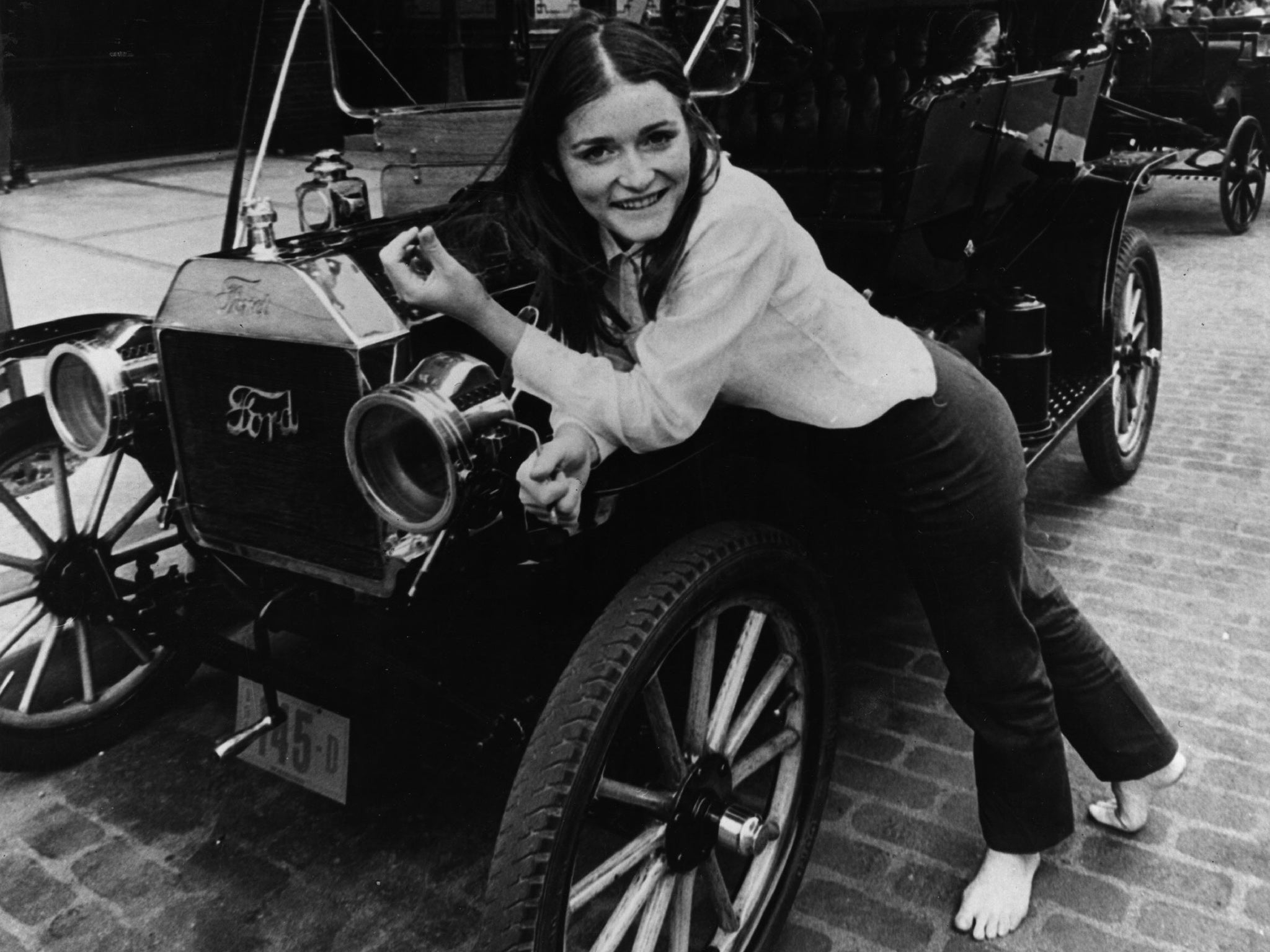 Margot Kidder relaxes on the set of 1969 comedy ‘Gaily, Gaily’, in which she starred with Brian Keith