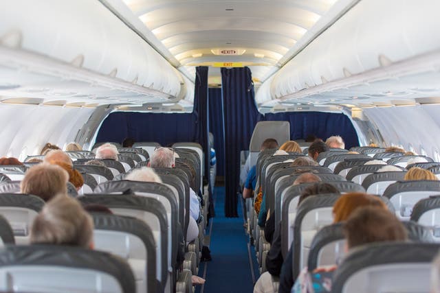 The Aerotoxic Association has called for an investigation into the effect of contaminated air in planes