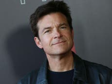 Jason Bateman has apologised for failing to reassure crying co-star