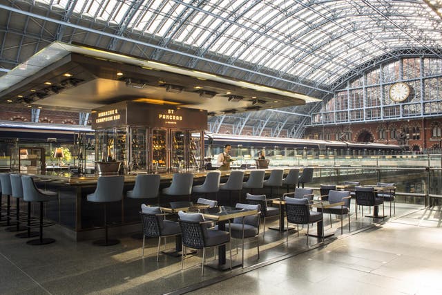 There's no need to hop on the Eurostar to learn about sparkling wine