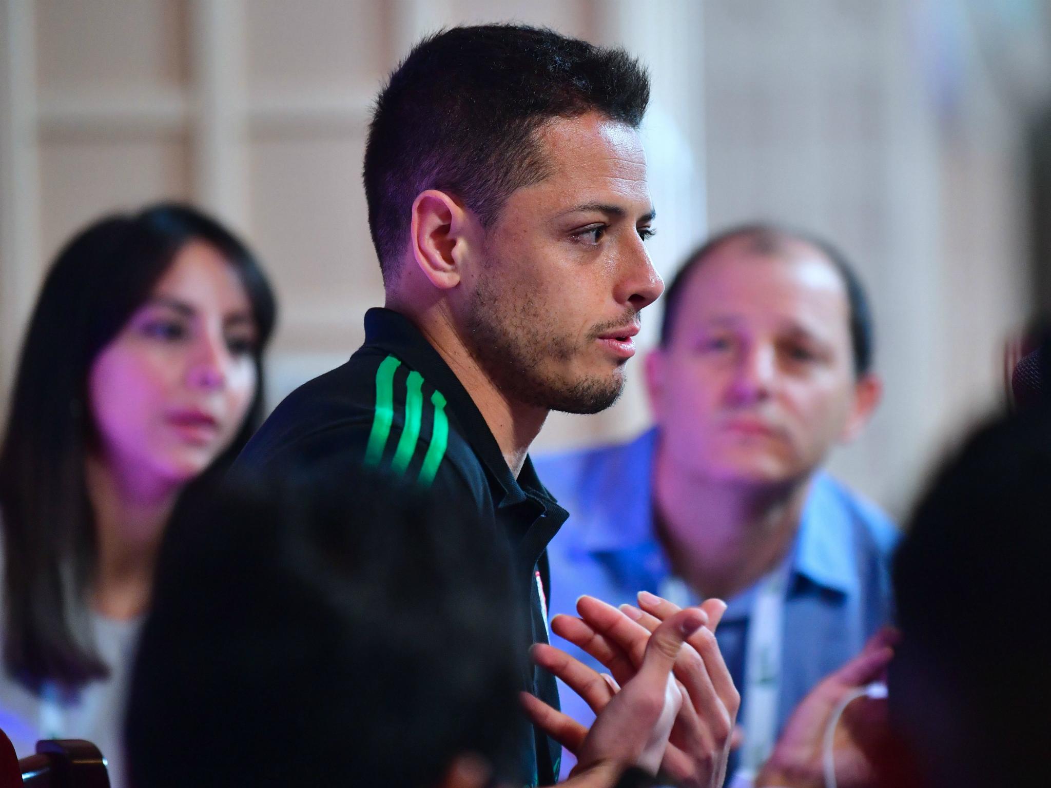 West Ham Transfer News Javier Hernandez Unsure Of His Future Following Arrival Of New Manager 