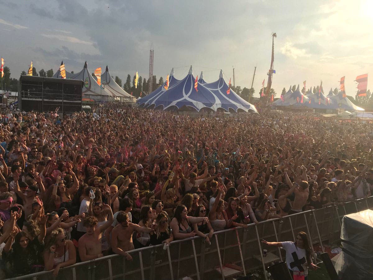 Mutiny Festival deaths: Portsmouth event cancelled after two young people  die in separate incidents | The Independent | The Independent