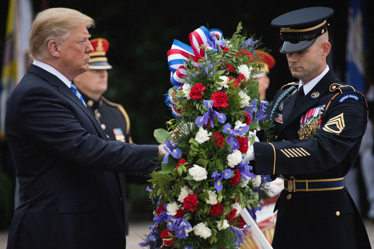 Memorial Day Trump Claims Fallen Veterans Would Be Very Happy And Proud At How Country Is Doing The Independent The Independent