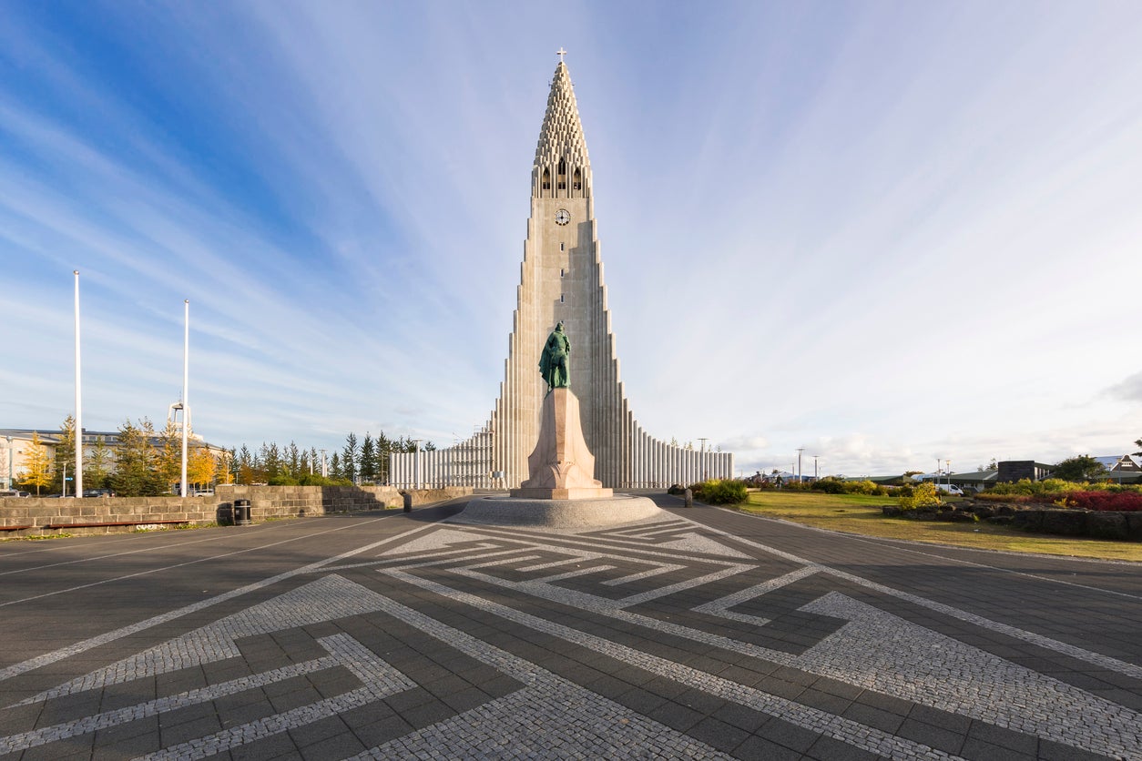 The Hallgrimskirkja looms large (Getty/iStock)