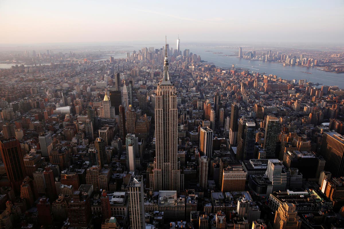 How to visit New York City on a budget: Cheap flights and free things to do