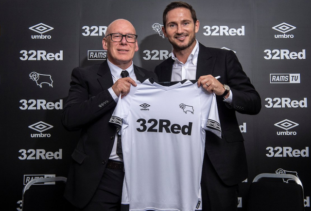 Frank Lampard poses with chairman Mel Morris