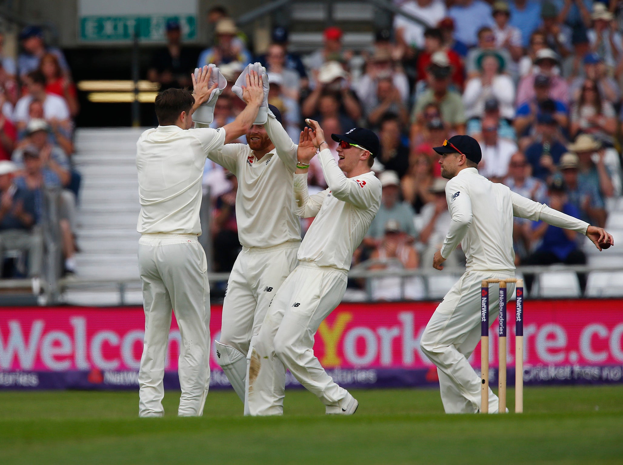 England celebrate the wicket of Haris Sohail