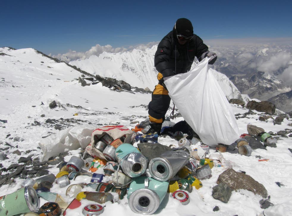 A major Everest clean-up is needed