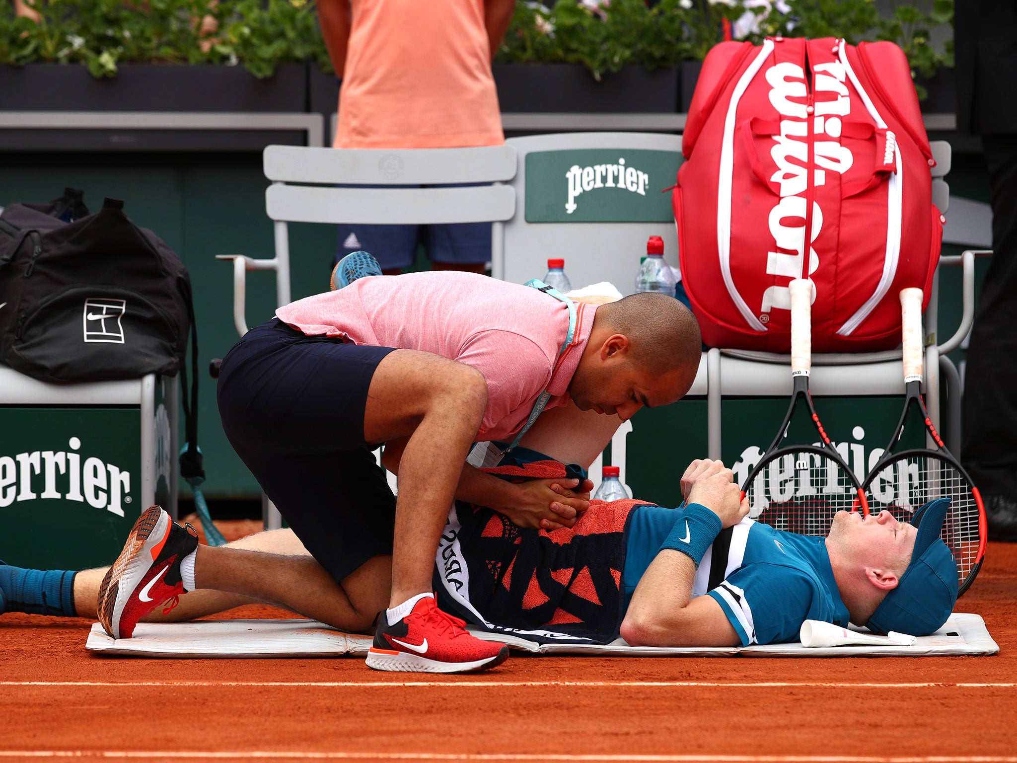 Edmund first called for the trainer in the second set