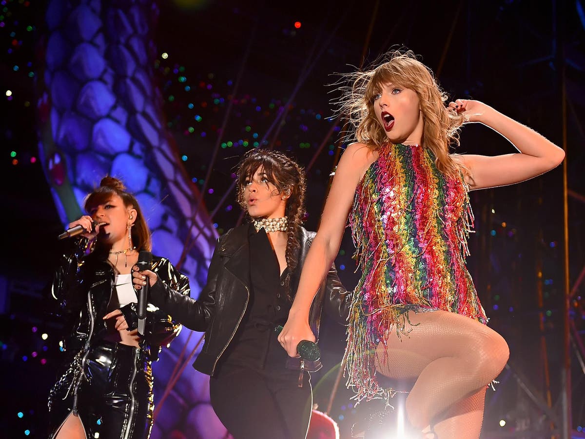 Taylor Swift marks Pride Month with heartfelt speech in Chicago 'May