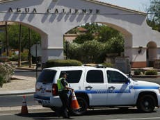 Suspect in four Arizona murders kills himself as police surround him