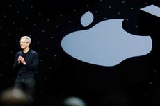 Apple boss Tim Cook denies Facebook privacy scandal ties