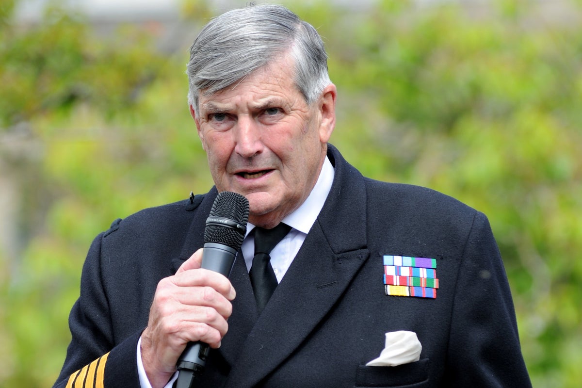 Disgraced Navy commander and former head of Queen's bank faces further ...