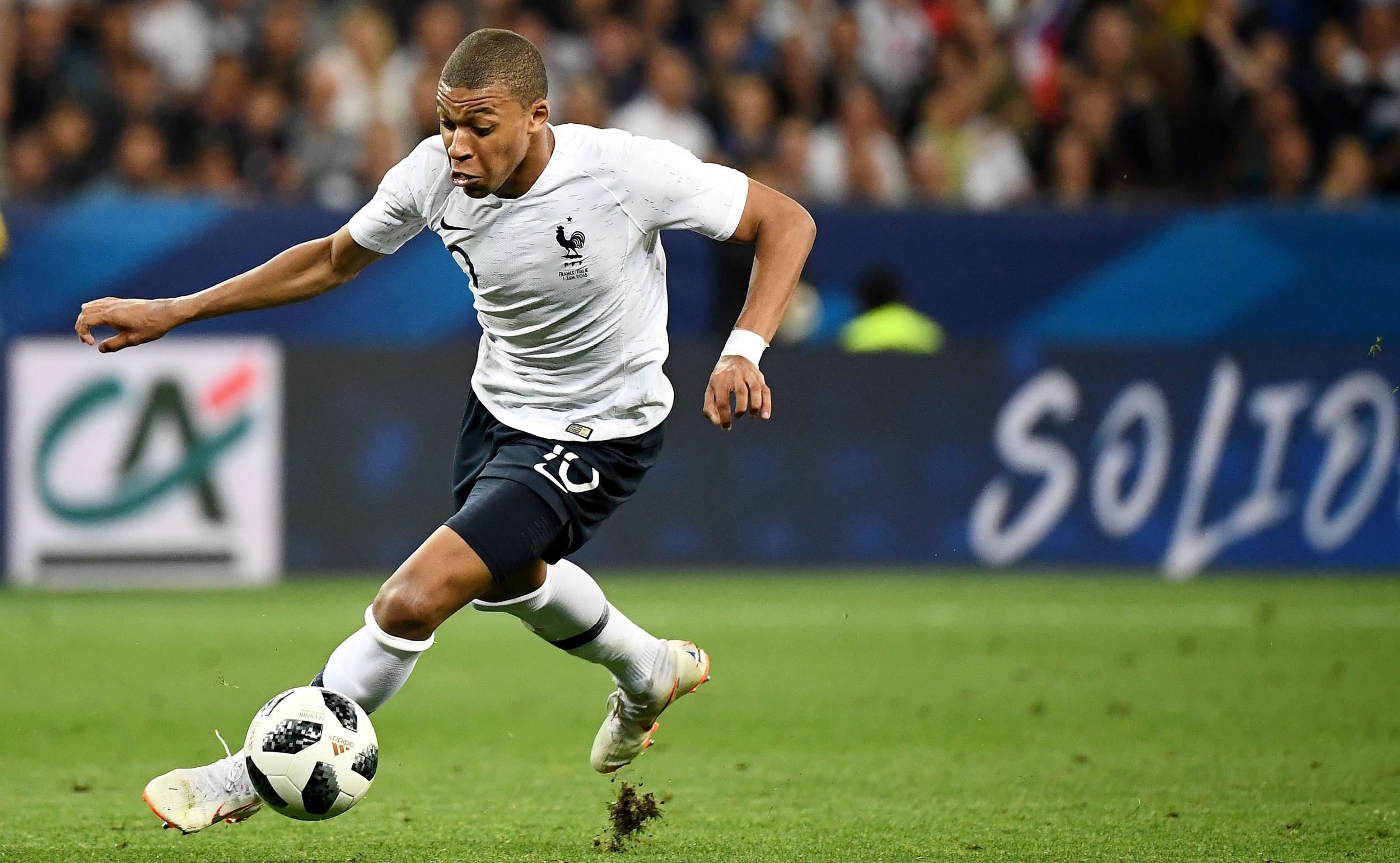 Nike Kylian Mbappe Heritage