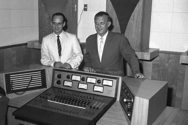 Innovator: engineer Glenn Snoddy, left, and Owen Bradley in Bradley Studio control room