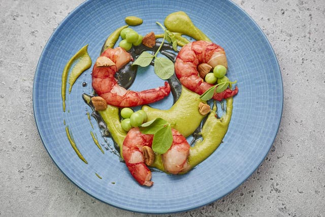 From cooking them tandoori style to serving them as a ceviche, prawns work best with a little warming spice
