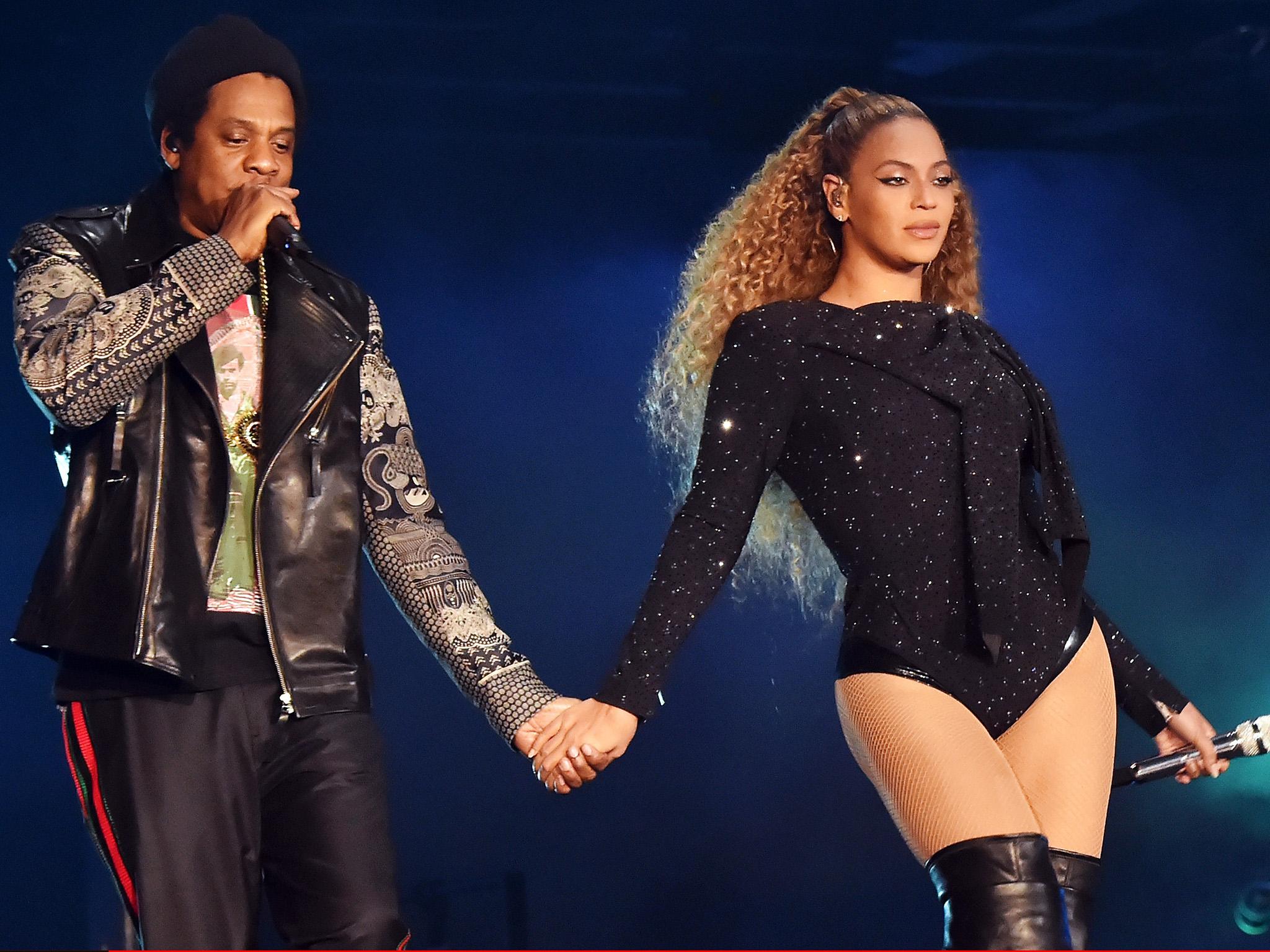 Jay-Z and Beyonce Knowles perform on stage during the "On the Run II" tour opener at Principality Stadium on June 6, 2018 in Cardiff, Wales.