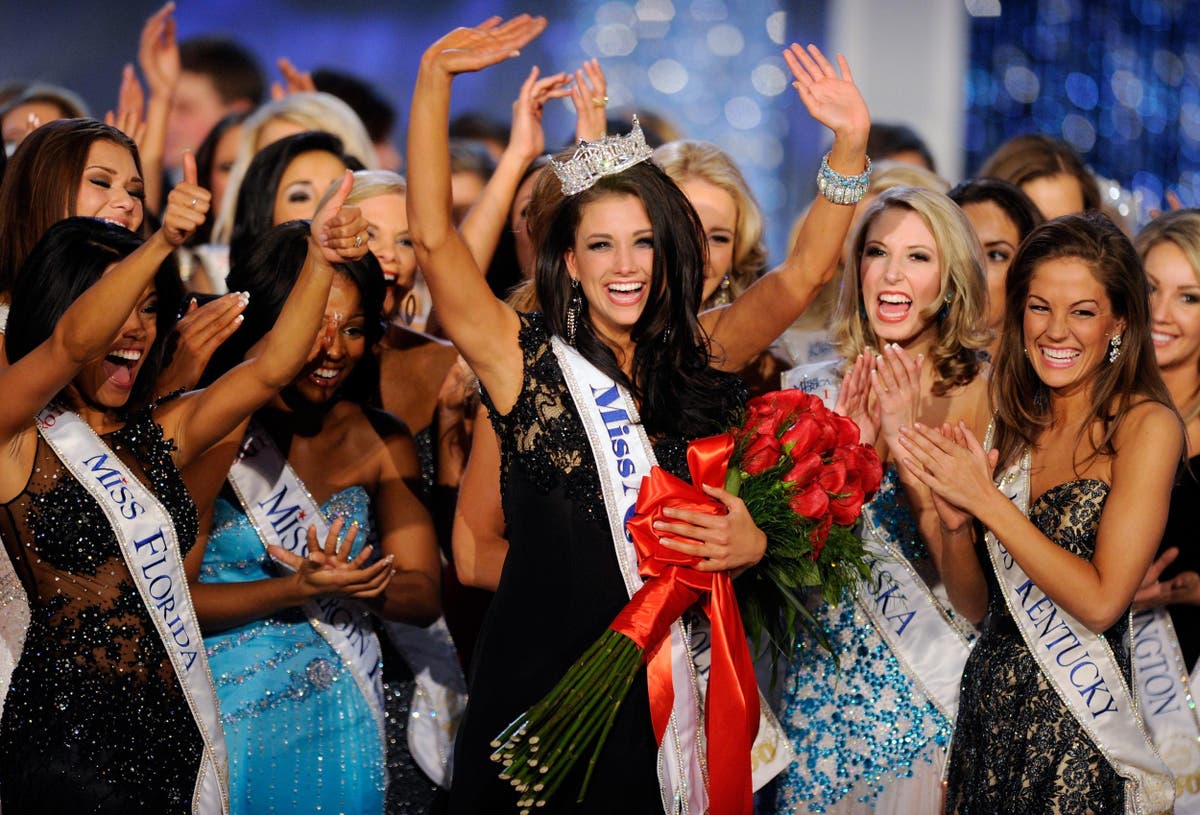 Конкурса мисс америка. Miss America 2012. Miss America Pageant. Первая Мисс Америка Мисс Огайо. Мисс Америки 2000 фото.
