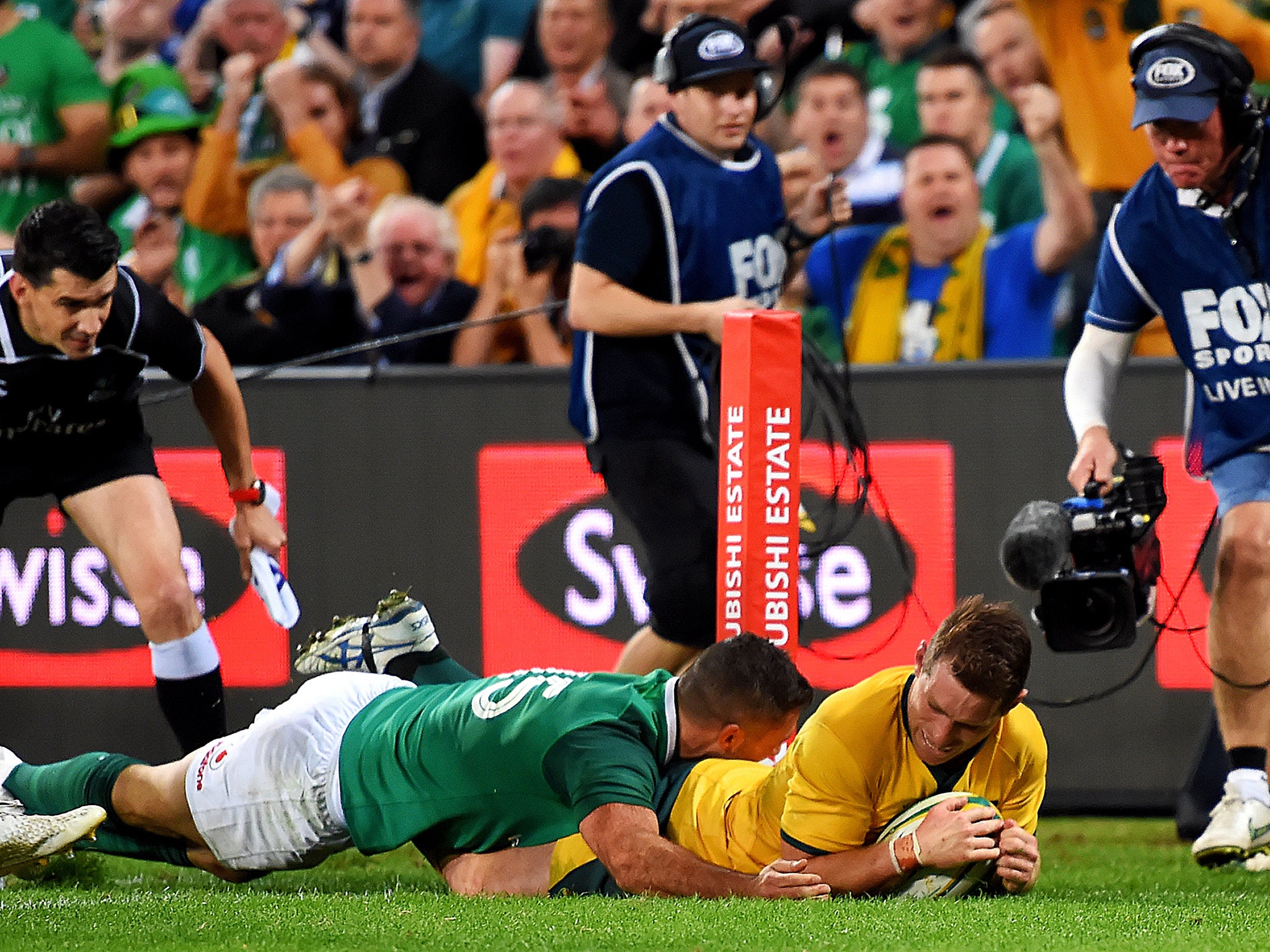 Bernard Foley scored Australia's opening try