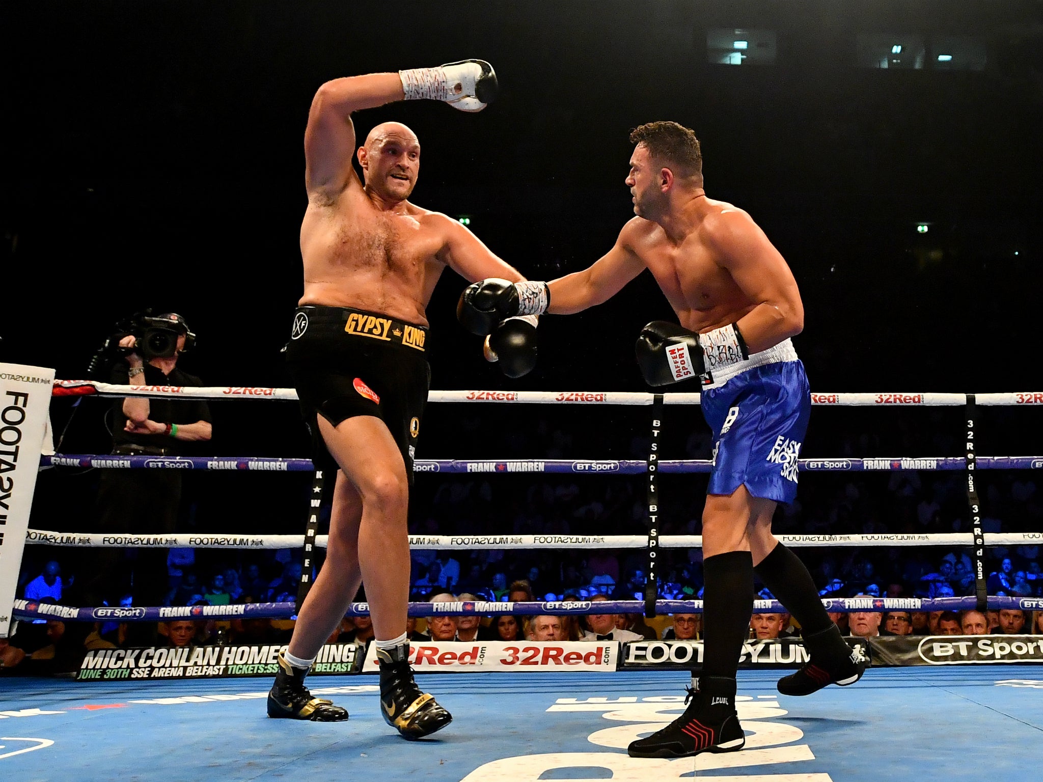 The fight was Fury’s first since beating Wladimir Klitschko in 2015