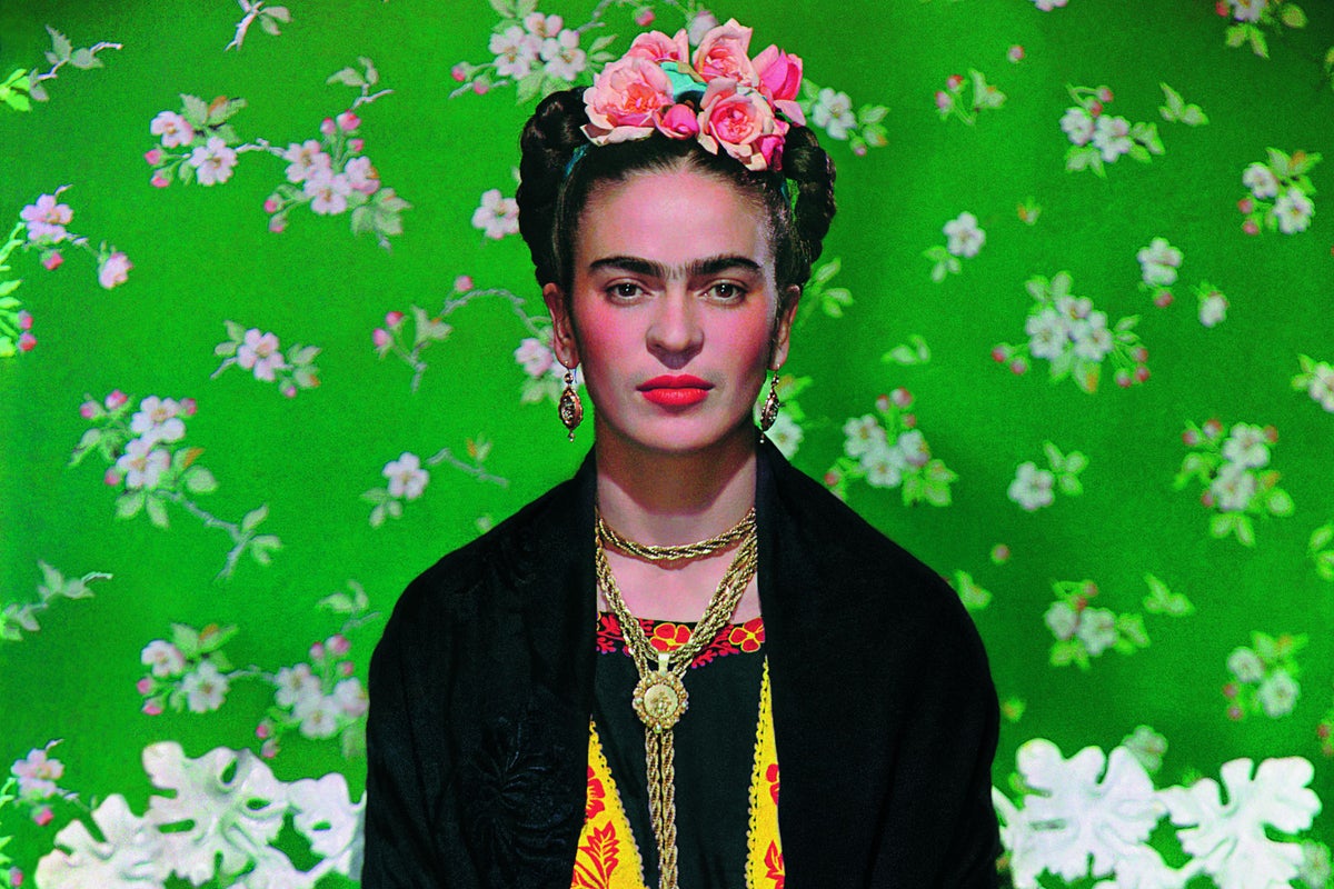 Stoking Frida-mania: A new exhibition reveals how Frida Kahlo crafted ...
