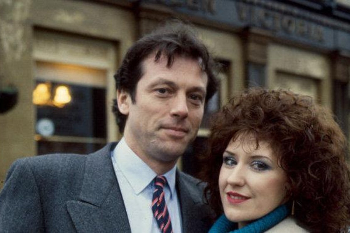 leslie-grantham-eastenders-dirty-den-watts-fighting-for-his-life-in