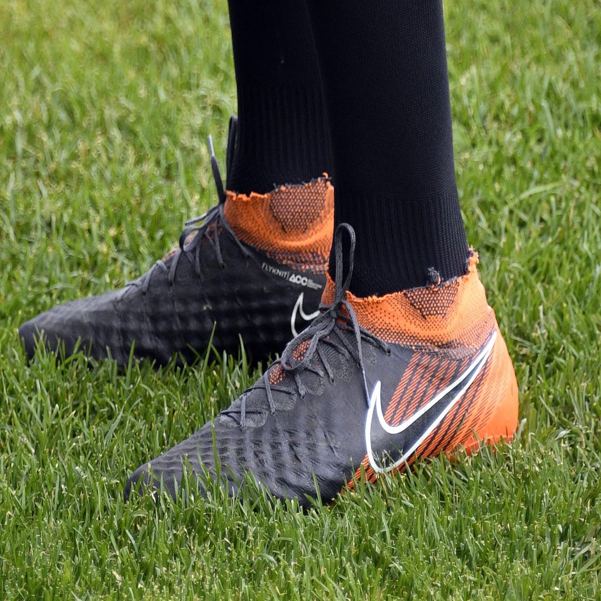 Excelente atómico Autenticación World Cup 2018: Nike withdraws supply of football boots to Iran national  team due to new US sanctions | The Independent | The Independent