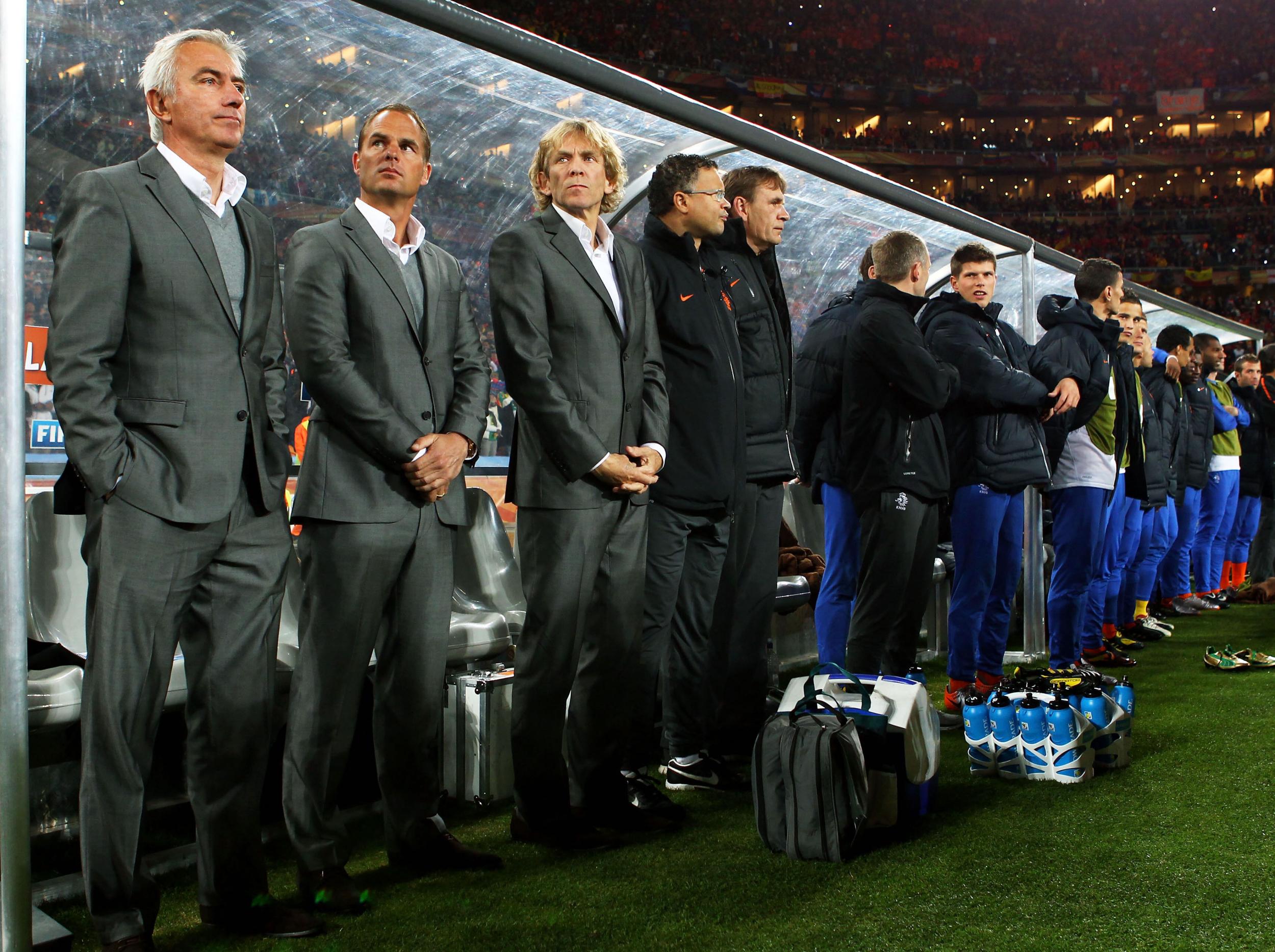 De Boer at the 2010 World Cup with the Netherlands coaching team