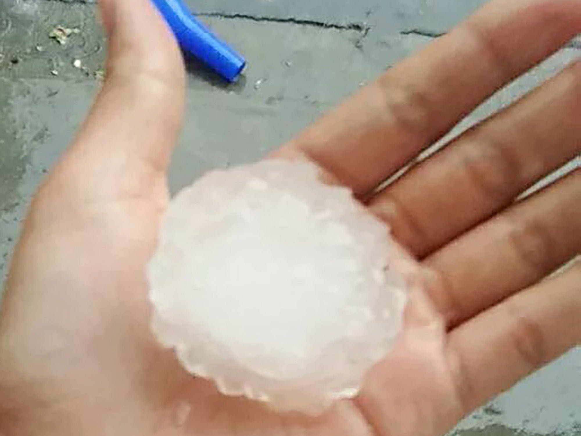 Huge hailstones rained down on the Chinese city of Qingdao