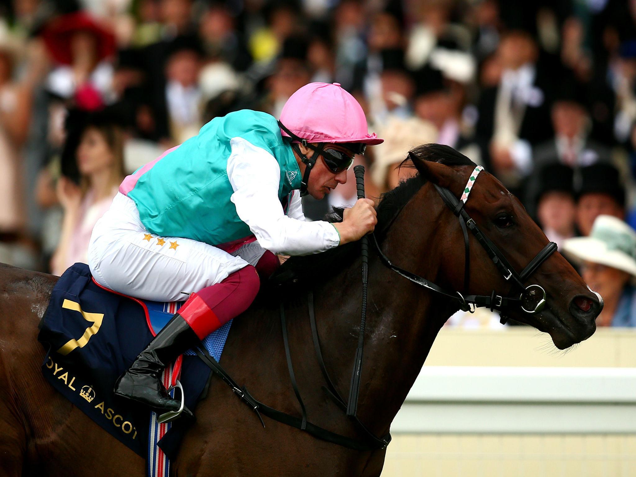 Dettori rides Calyx to win The Coventry Stakes on day 1 of Royal Ascot