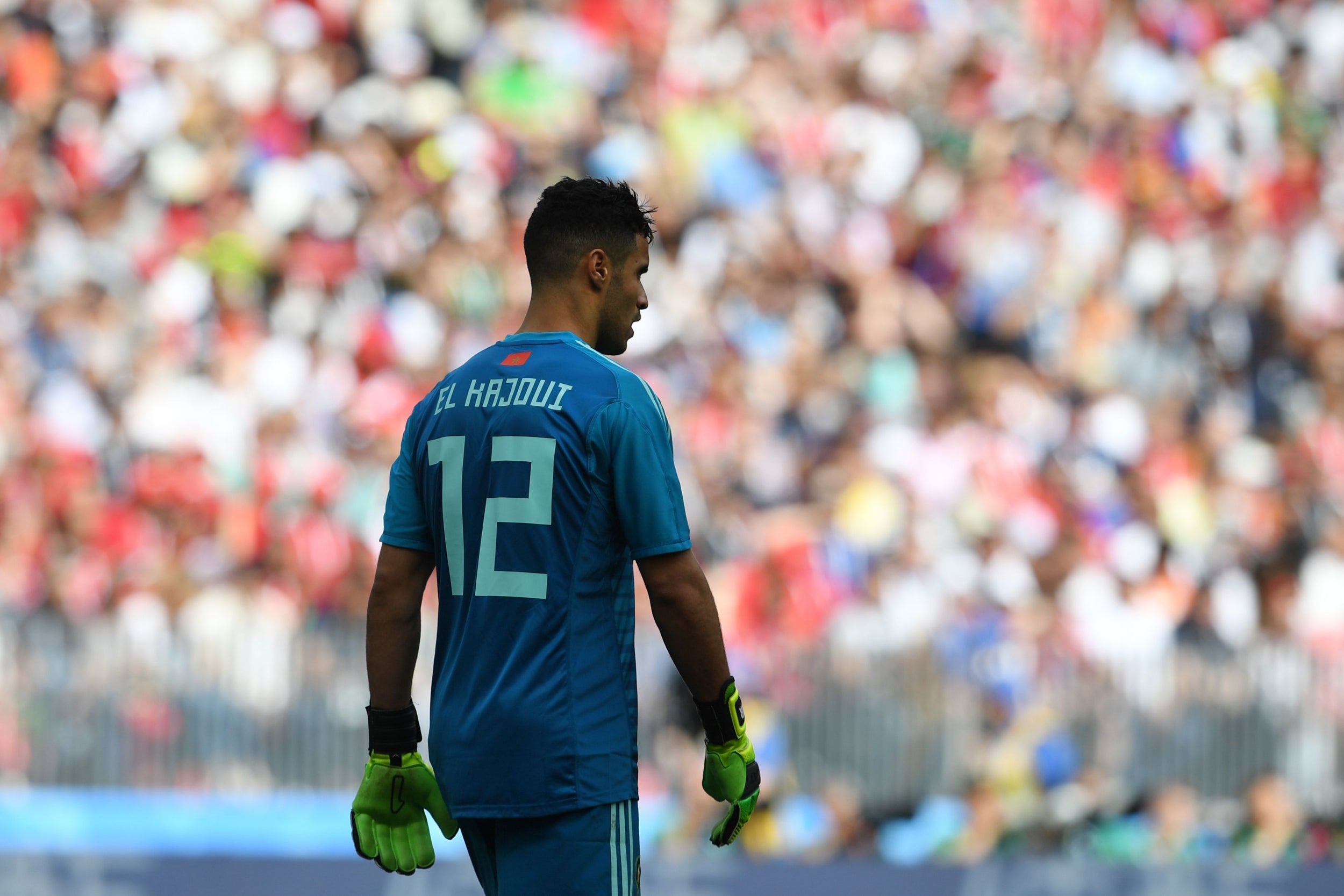 Mohamedi should have claimed Moutinho's cross for the goal (Getty)