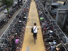 Netherlands considering paying people to cycle to work 