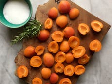 Poached apricots with rosemary cream, recipe