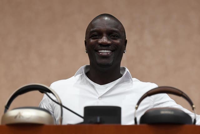 Rapper Akon unveils plans to create a futuristic city in Senegal centred around his own cryptocurrency.