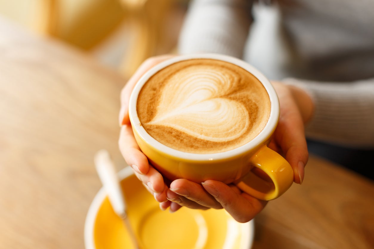 https://static.independent.co.uk/s3fs-public/thumbnails/image/2018/06/22/10/coffee-heart-health.jpg