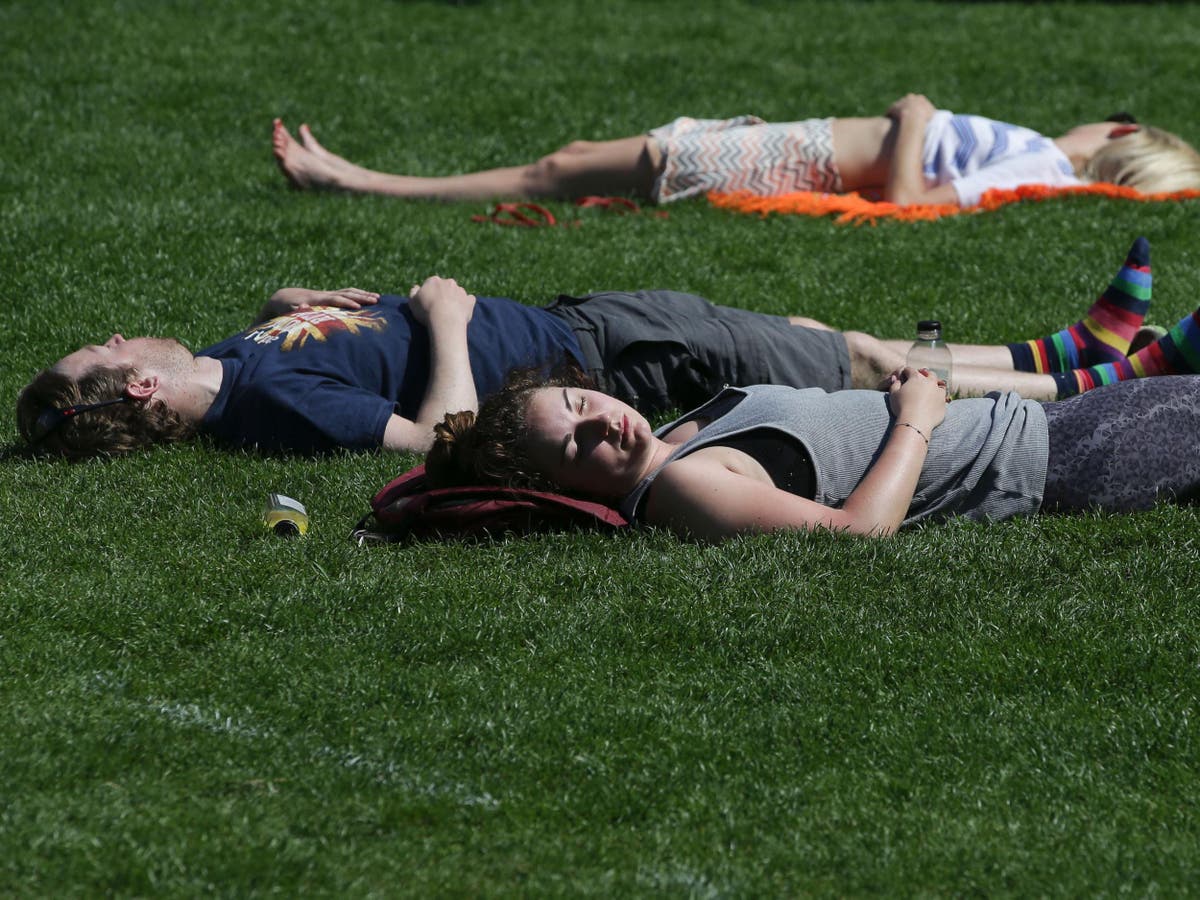 Uk Weather Heatwave To Bring 30c Temperatures And Widespread Sunshine For Several Days The 5668