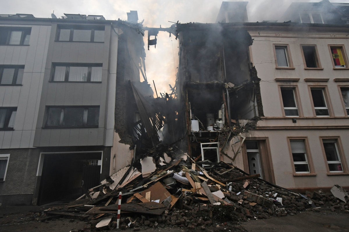 Germany explosion: Blast in Wuppertal destroys building and leaves ...